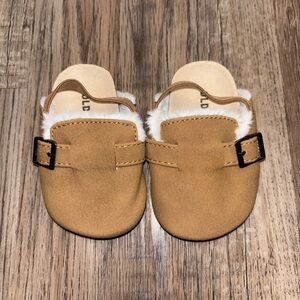 USED Baby Girl Clogs